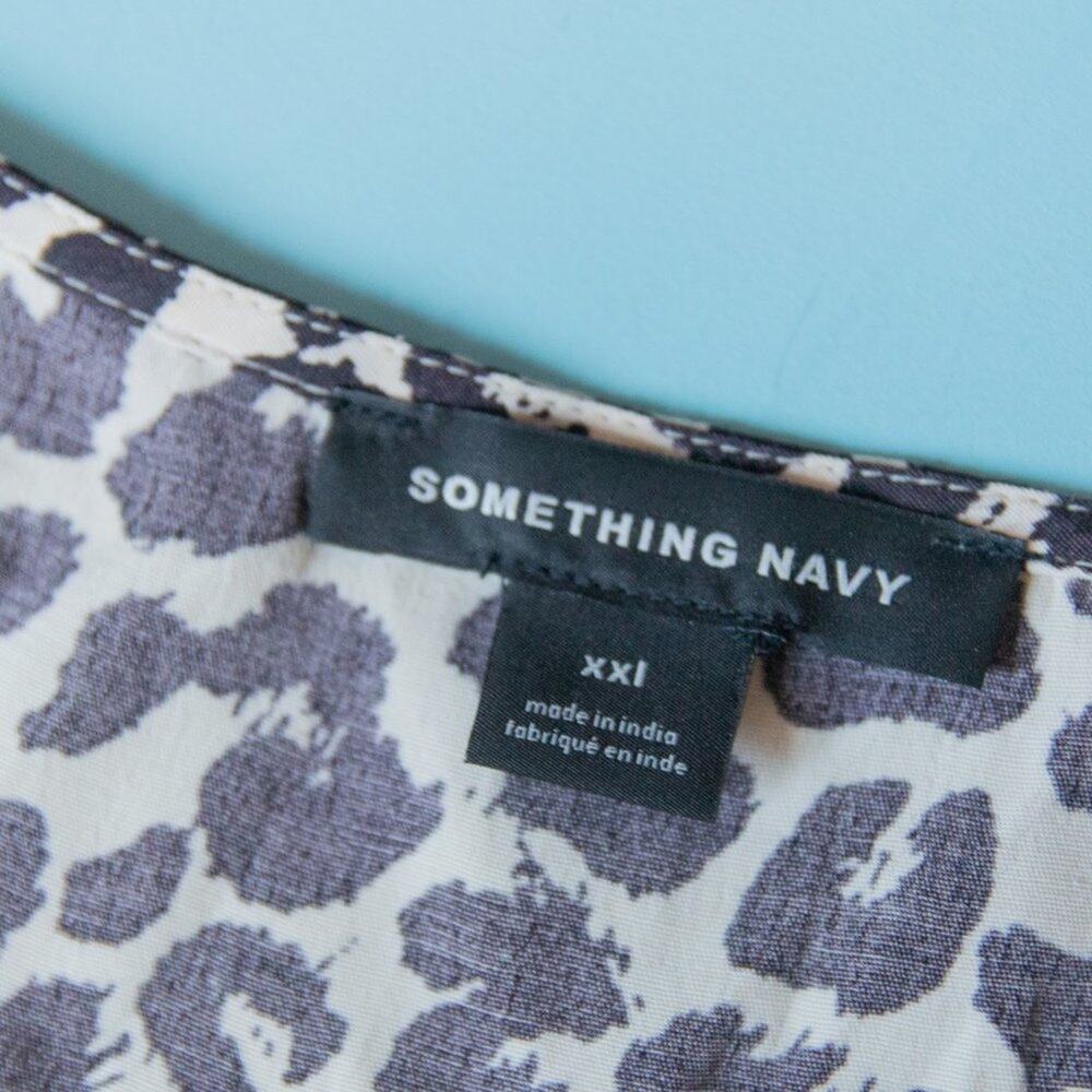 Something Navy Leopard Print Button Front Short S… - image 5